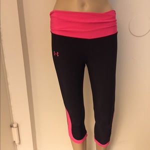 High Waisted Under Armour work out leggings.